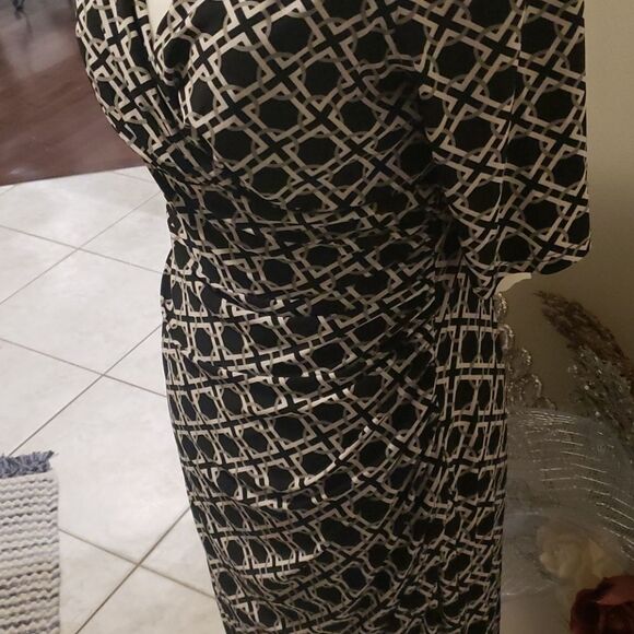 𝅺Ralph Lauren Chain Link Bodycon Rouched Side New Dress Size 6 - Picture 3 of 7